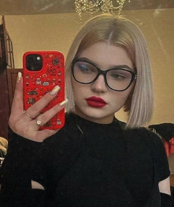 Я живу в Москве и горячо приглашаю тебя в свою уютную квартиру, где смогу помочь тебе расслабиться и испытать море удовольствия. Я предлагаю широкий спектр услуг, от классического массажа и эротического танца до интимных утех и экспериментов в постели. Мои красивые фото говорят сами за себя, а мои довольные клиенты подтверждают мою профессиональность и умение угодить каждому мужчине. Получи от меня море наслаждения и окунись в мир страсти! 💋 Лидия