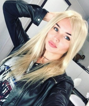 😉 Живу в Москве, поэтому наша встреча будет комфортной и конфиденциальной. 💫 У меня множество услуг, которые позволят тебе исполнить все свои самые сокровенные фантазии. 💋 Открой для себя новые грани наслаждения и расслабления. Все мои фото 100% реальны, а отзывы моих предыдущих клиентов говорят сами за себя. Не упусти шанс провести время с настоящей профессионалкой, звони и договаривайся о встрече уже сейчас! 😘 Маша